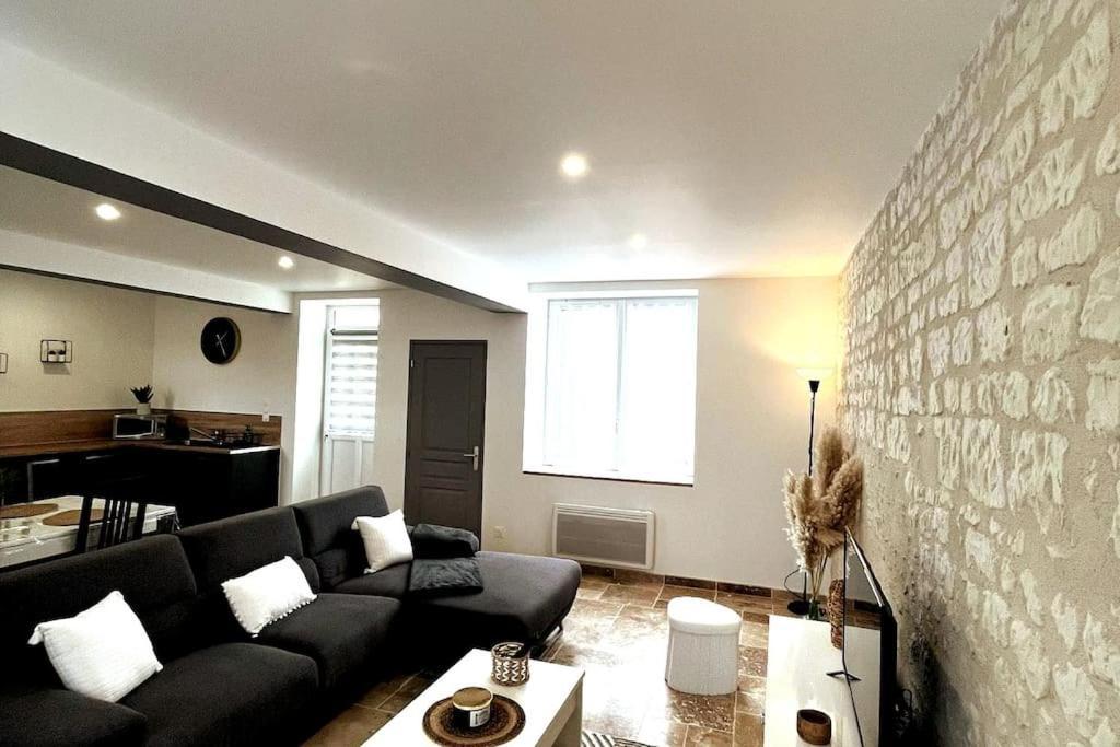 Charmante Maison De Bourg Cosy Acces Wifi Sepmes Kültér fotó